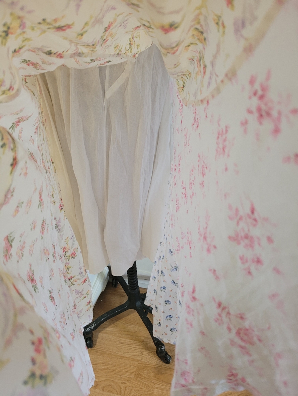 Polo Ralph Lauren Patchwork Quilt Floral Cream Maxi Skirt with Soft Pink Print - Picture 6 of 15